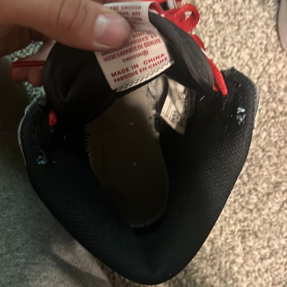 Jordan 1 unc/ Chicago patent leather,like new condition.Real jordan shoes. - Picture 5 of 7